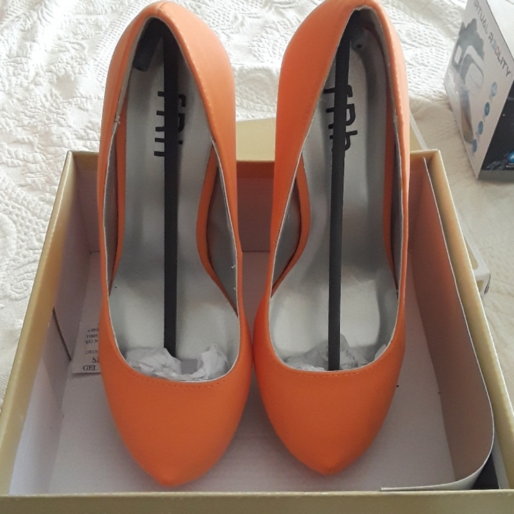 Wedges - Picture 3 of 3